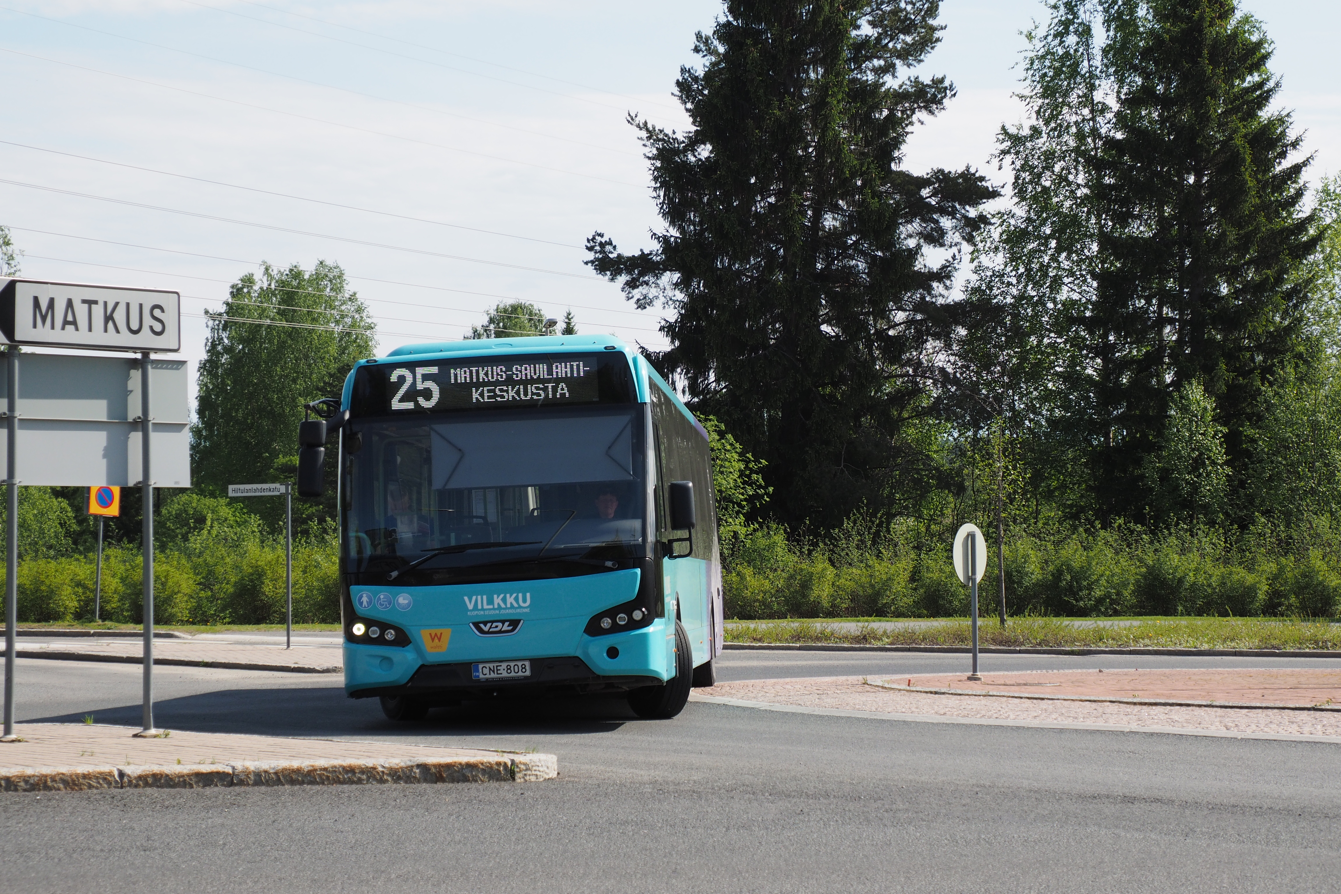 Pohjolan Liikenne 845