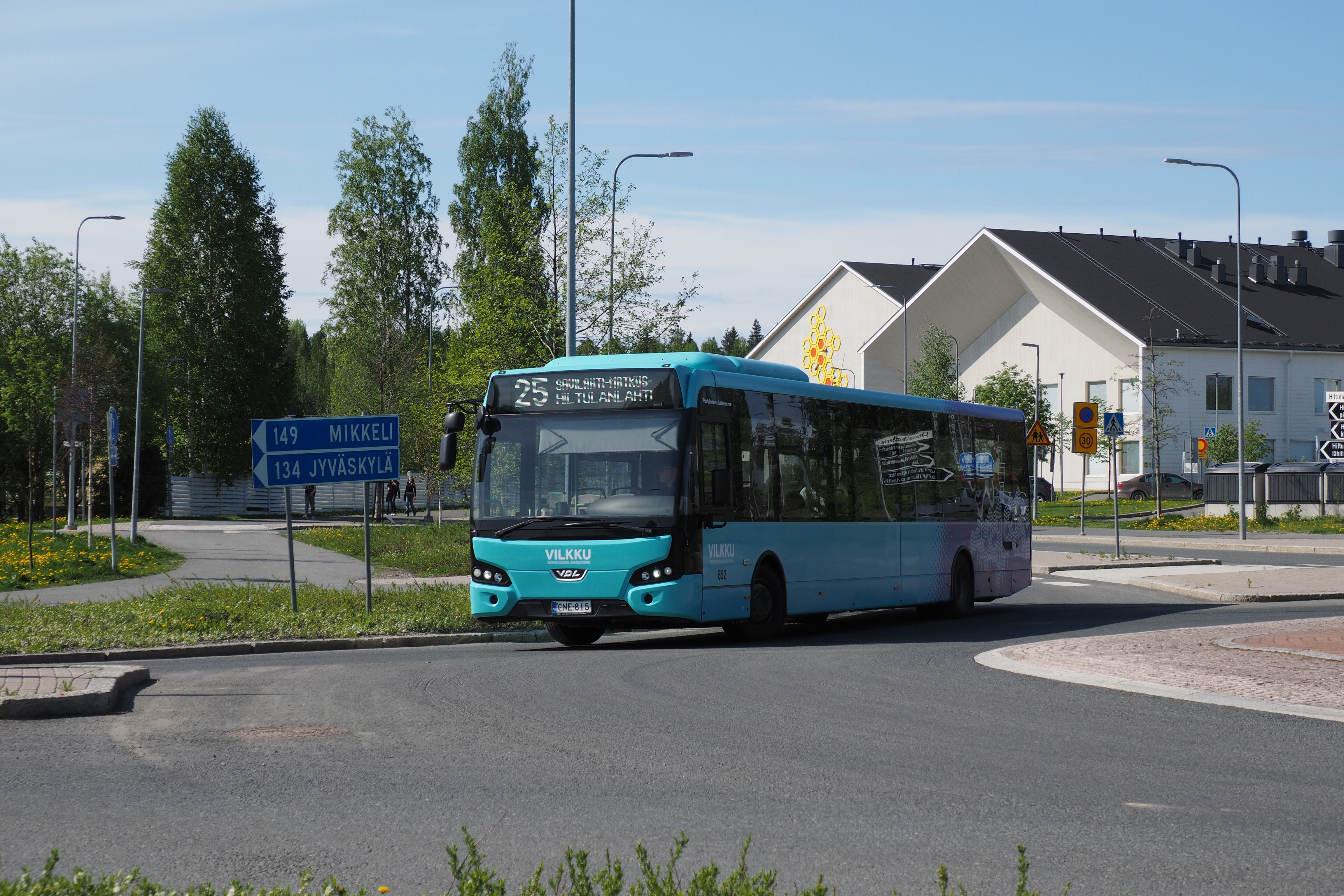 Pohjolan Liikenne 852
