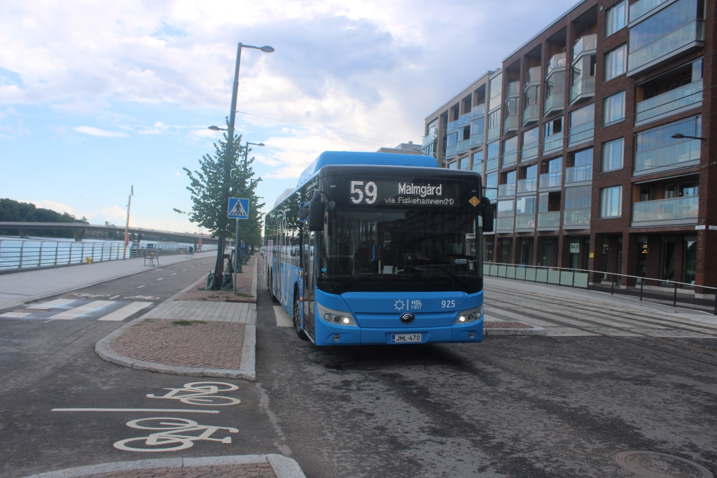 Pohjolan Liikenne 925