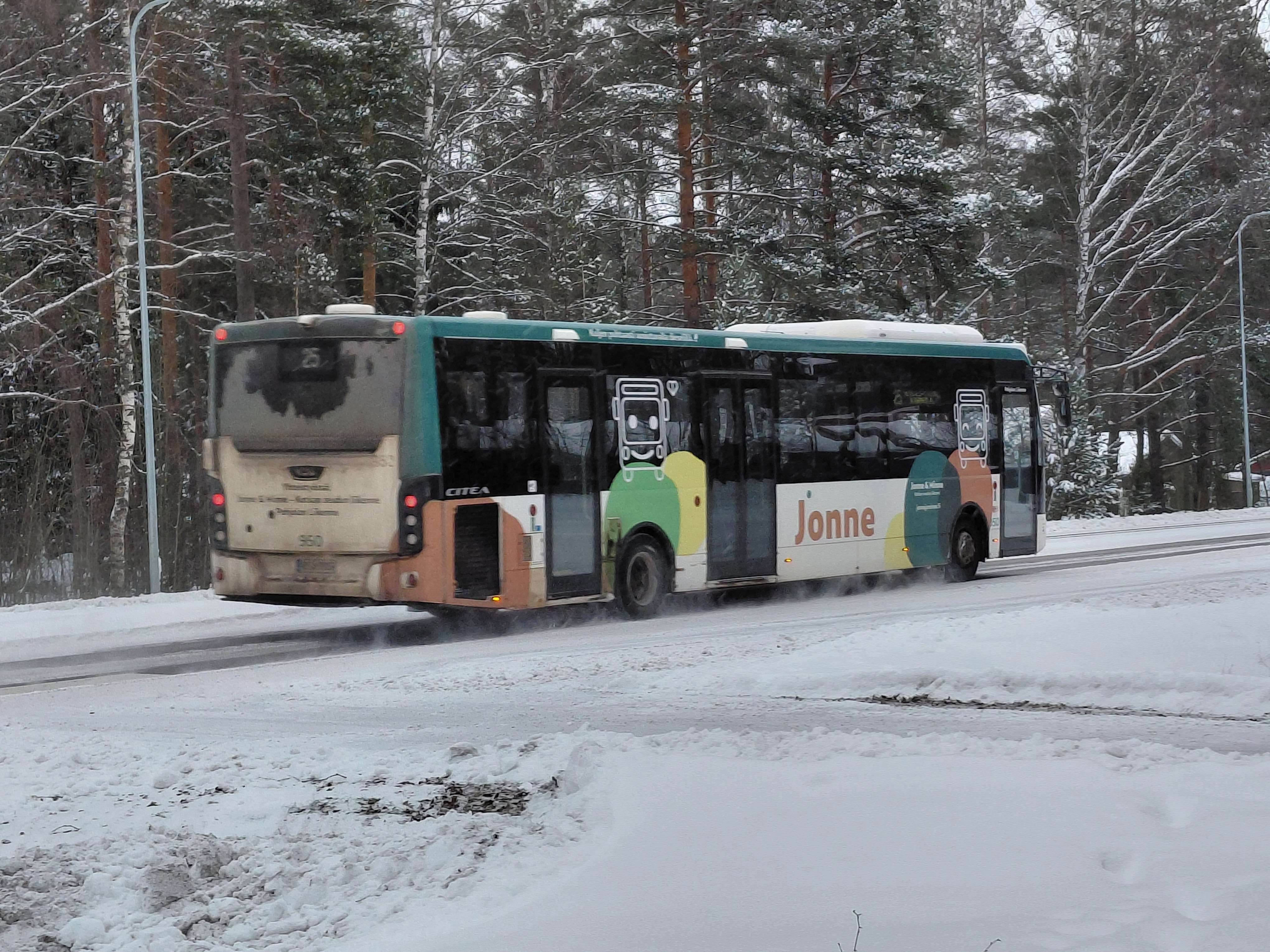 Pohjolan Liikenne 950