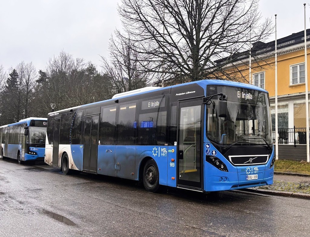 Pohjolan Liikenne 989