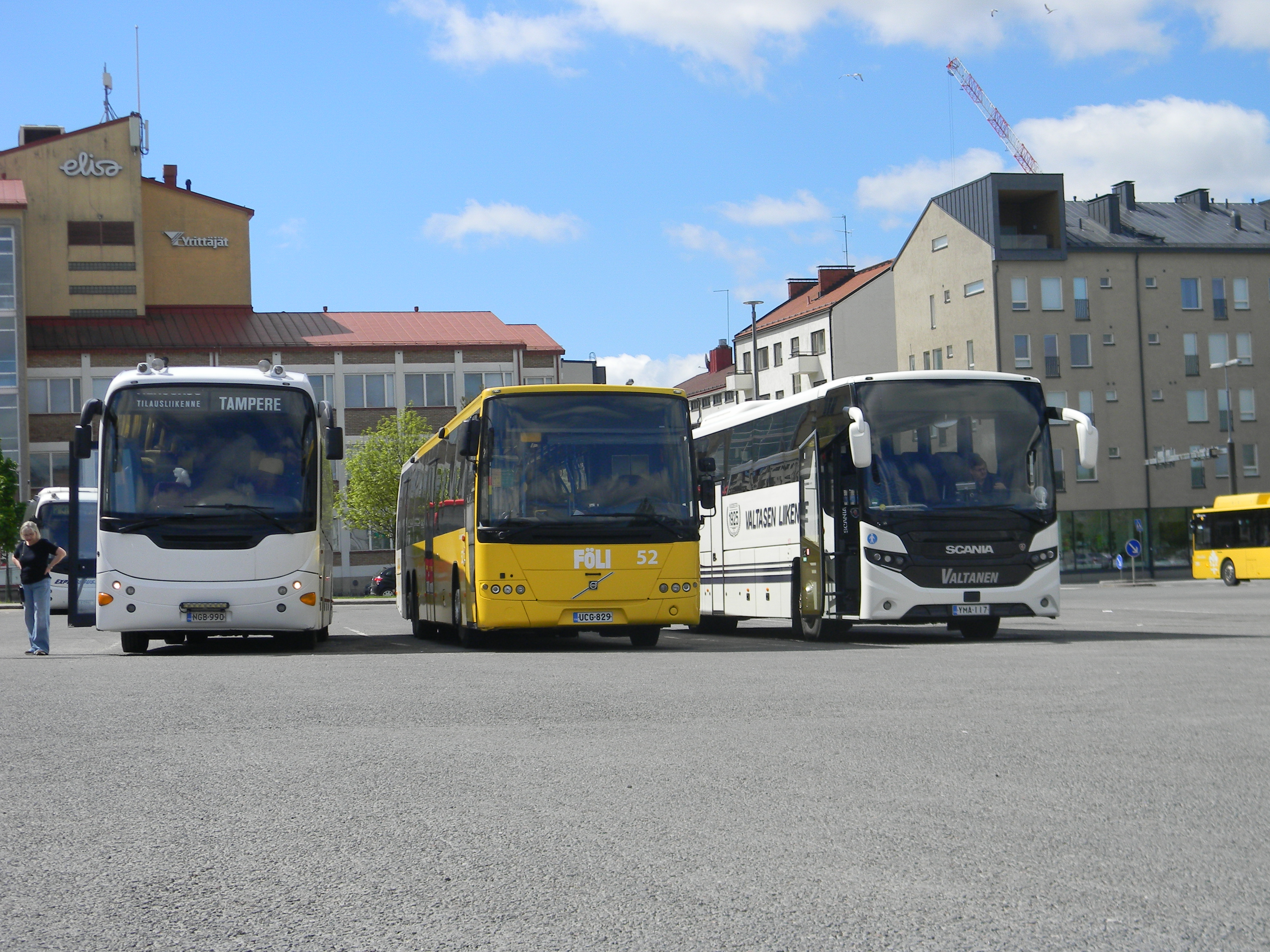 Sirpan Bussimatkat, LS-Liikennelinjat 52 ja Valtasen Liikenne