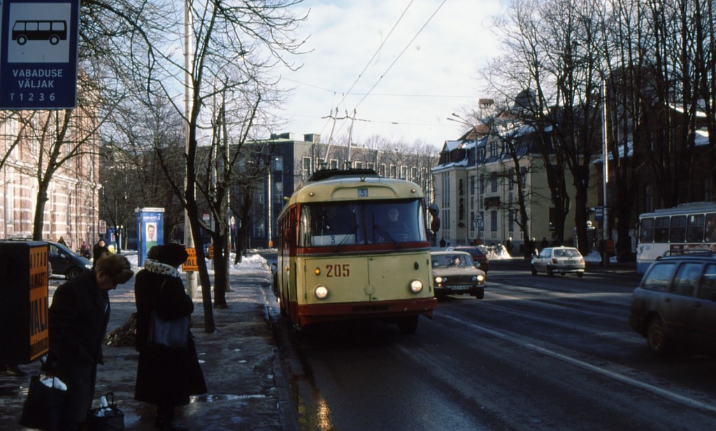 Tallinna Trammi- ja Trollibussikoondis 205